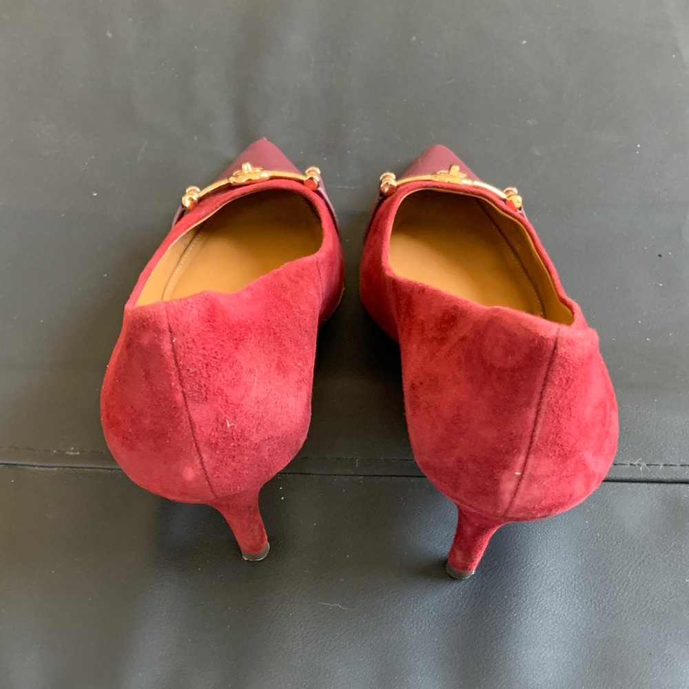 Coach Burgundy Suede Kitten Heels Gold Horsebit Pointed Toe 8B - Picture 3 of 8
